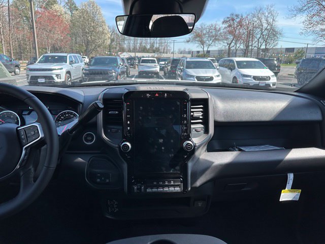 New 2026 RAM 2500 Tradesman AWD/4WD image 24