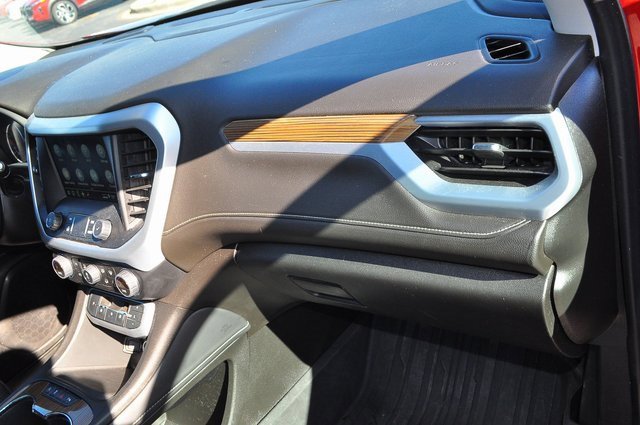 Used 2023 GMC Acadia SLE w/ Driver Convenience Package image 20