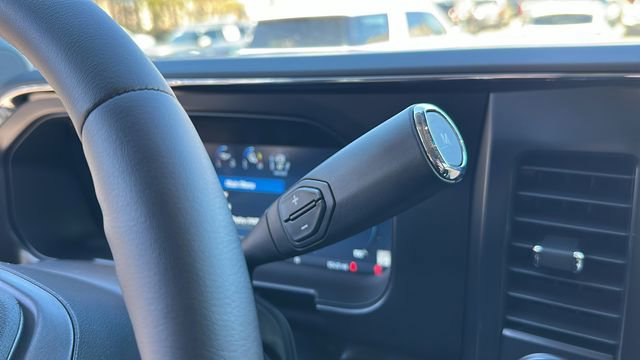 New 2026 Ford F250 Lariat w/ Black Appearance Package image 28