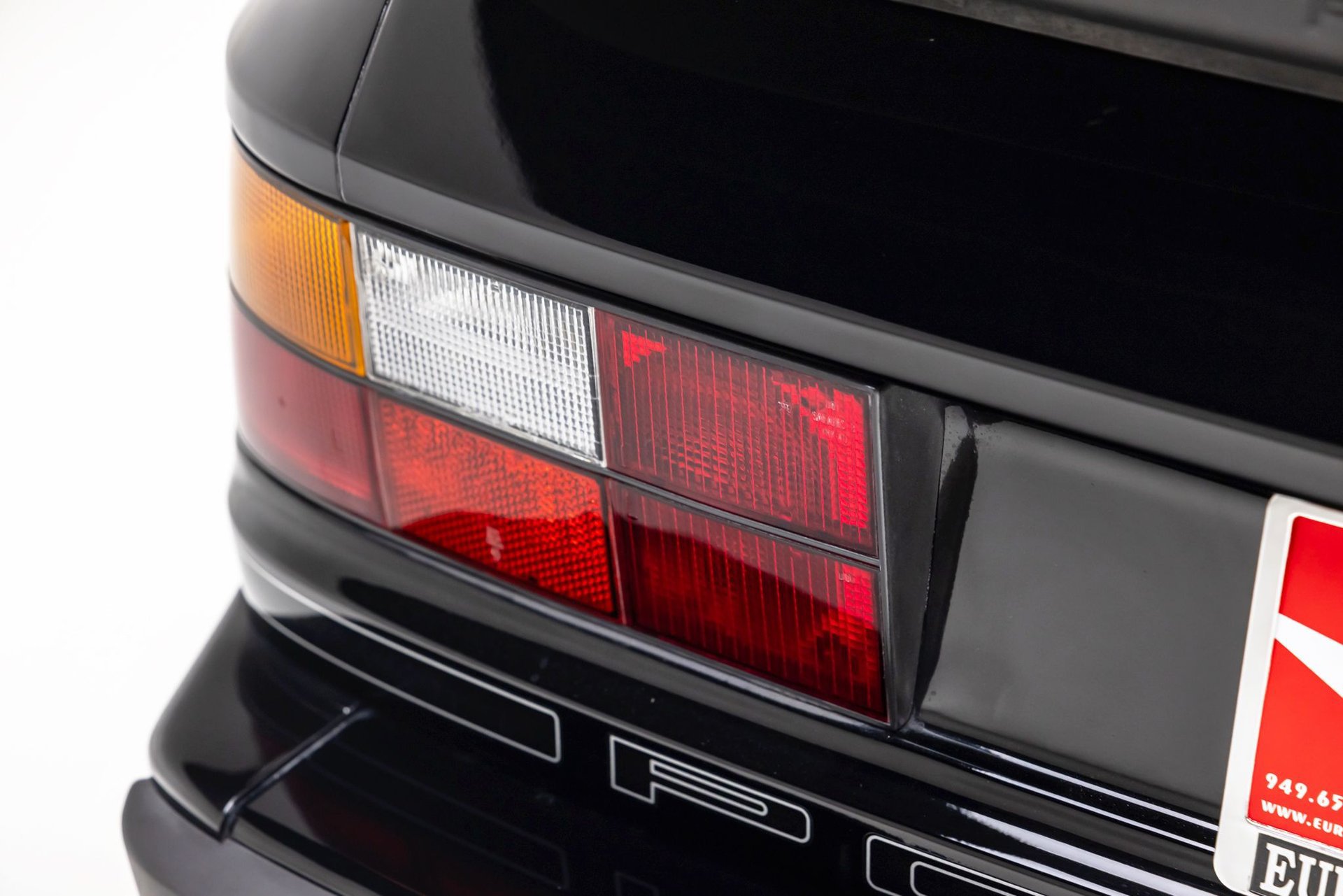 Used 1989 Porsche 944 Turbo RWD image 28