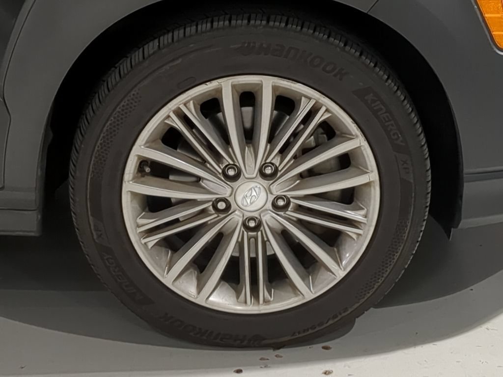 Used 2020 Hyundai Kona SEL Plus AWD/4WD image 6