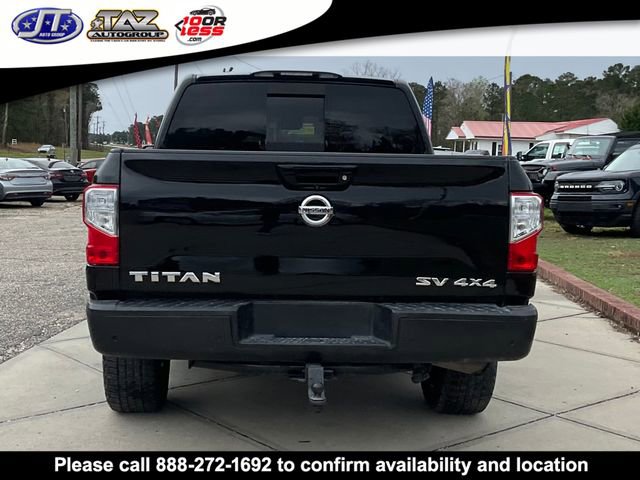 Used 2020 Nissan Titan SV image 7