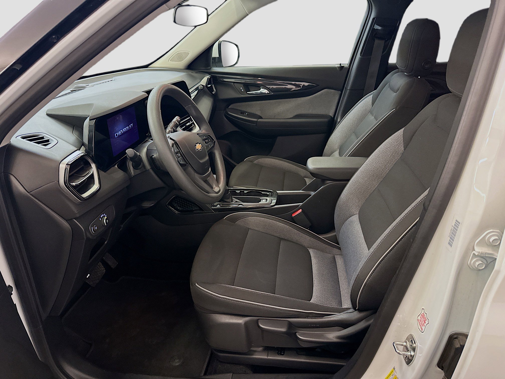 Used 2025 Chevrolet TrailBlazer LT AWD/4WD image 13