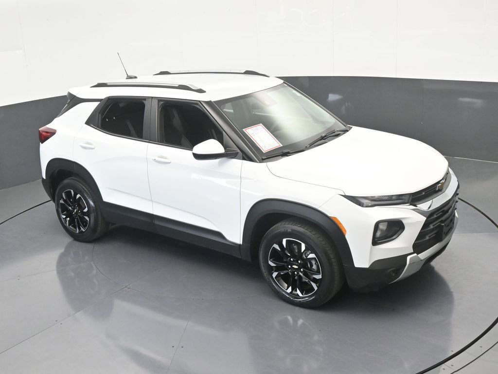 Used 2022 Chevrolet TrailBlazer LT w/ Driver Confidence Package image 47