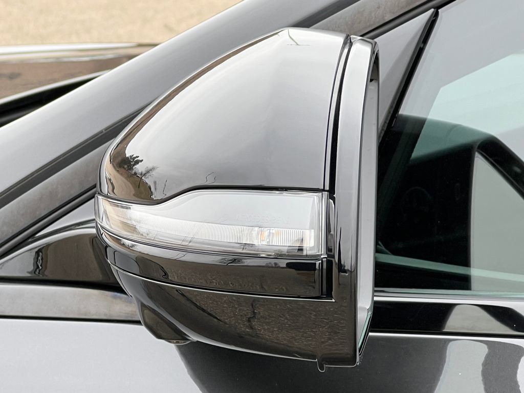 Used 2023 Mercedes-Benz E 350 E 350 image 41