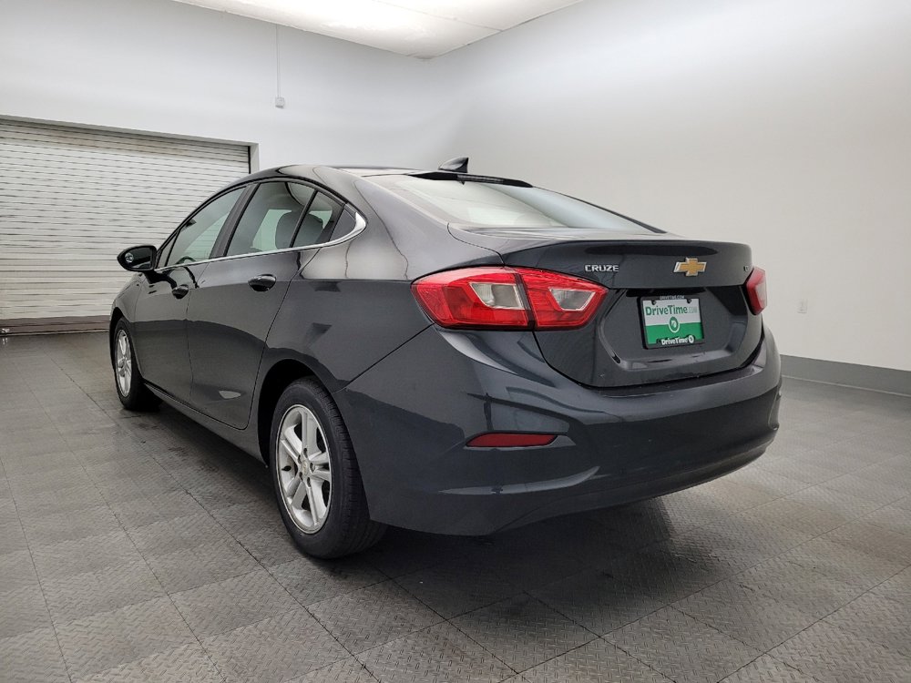 Used 2018 Chevrolet Cruze LT w/ Convenience Package image 5