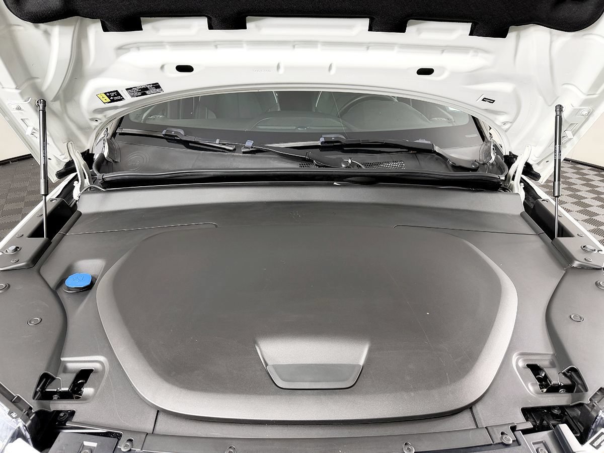 Used 2021 Volvo XC40 P8 Recharge w/ Advanced Package AWD/4WD image 20