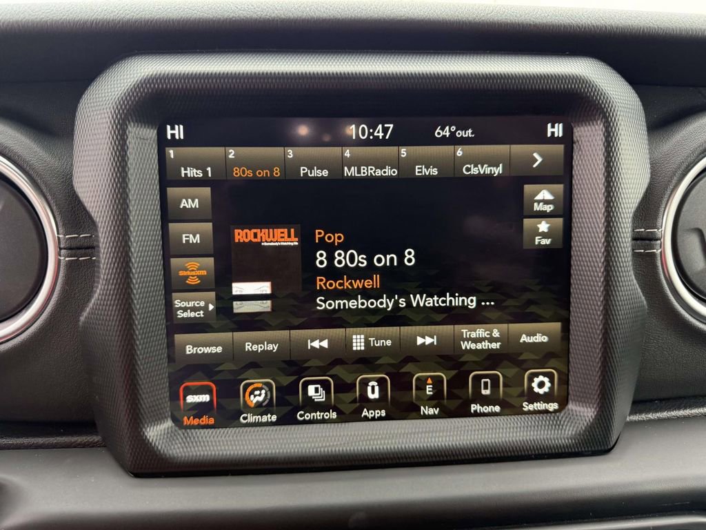 Used 2022 Jeep Wrangler Unlimited Sahara image 19