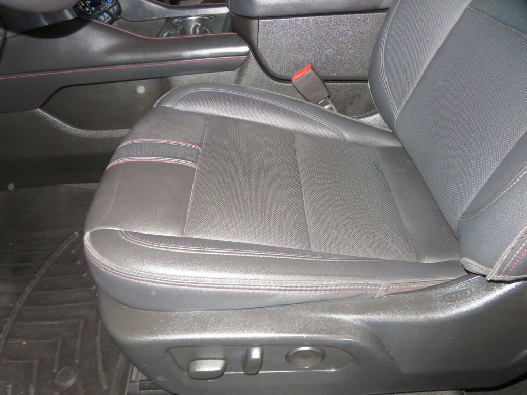 Used 2022 Chevrolet Tahoe RST w/ Luxury Package RWD image 20