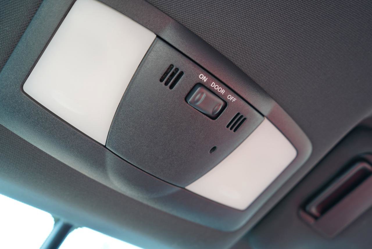 Used 2010 Nissan 370Z Touring w/ Sport Pkg image 32