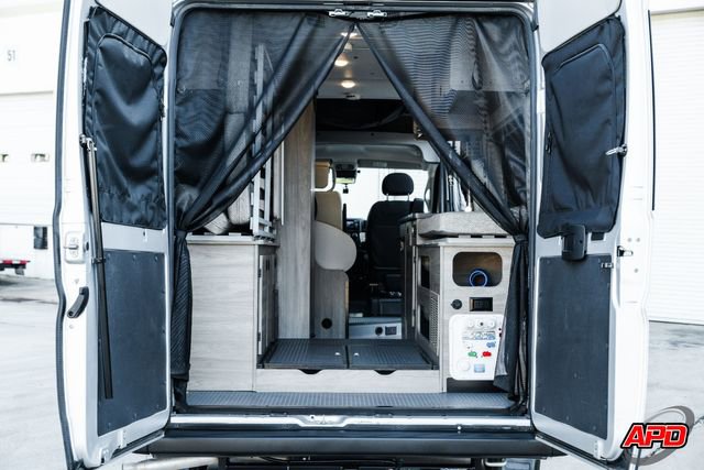 Used 2021 RAM ProMaster 3500 w/ Premium Appearance Group image 26