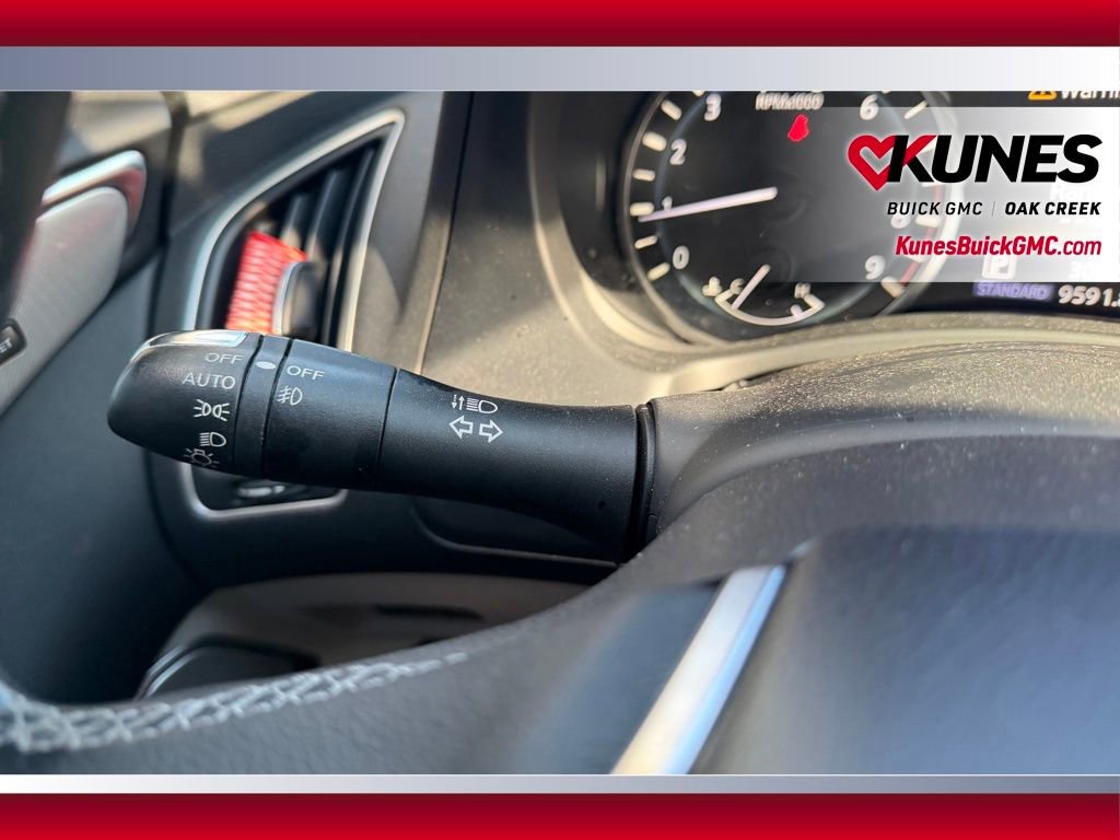 Used 2022 INFINITI Q50 Luxe w/ Cargo Package image 13