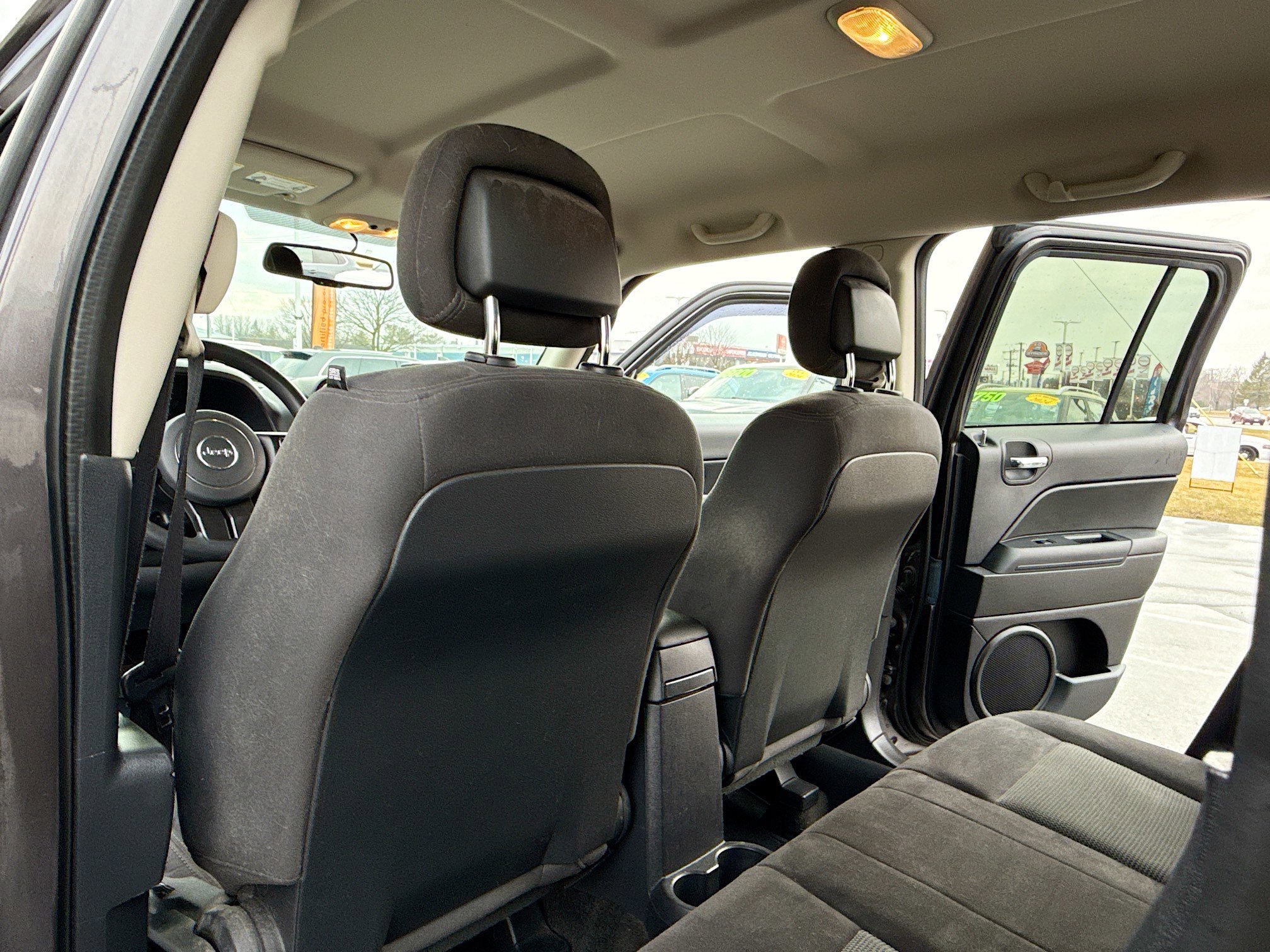 Used 2016 Jeep Patriot Sport w/ Power Value Group image 6