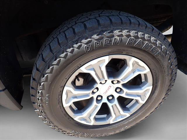 Used 2022 GMC Sierra 1500 SLT w/ X31 Off-Road Package AWD/4WD image 8