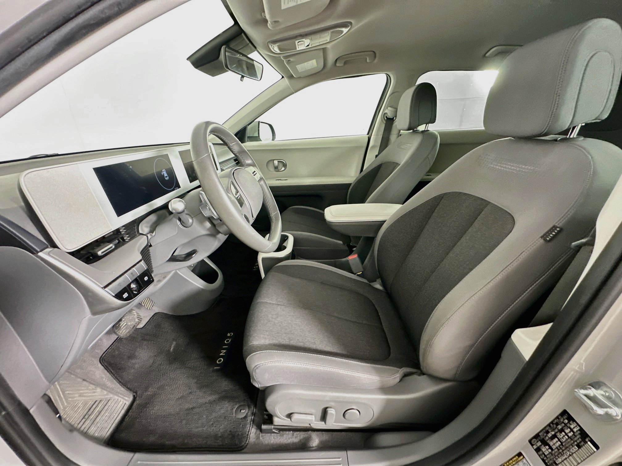 Used 2023 Hyundai Ioniq 5 SE RWD image 13