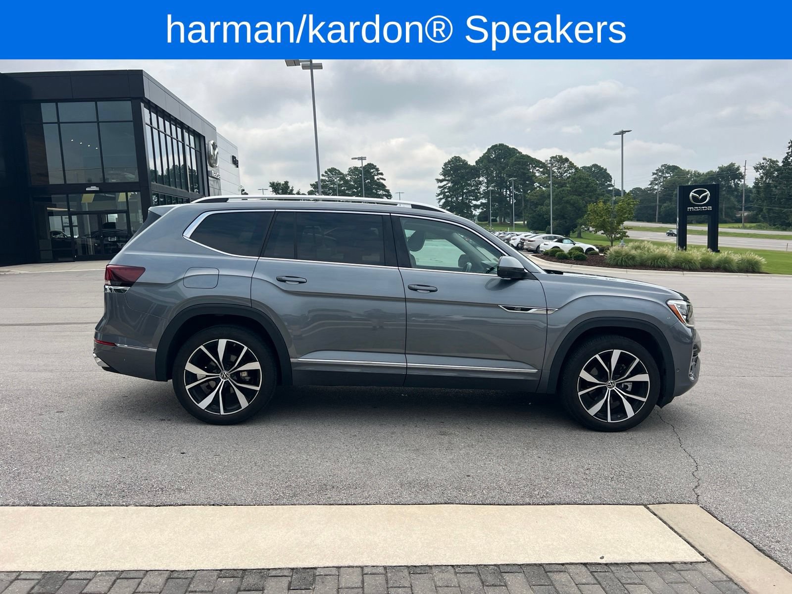 Certified 2024 Volkswagen Atlas SEL Premium R-Line AWD/4WD image 5