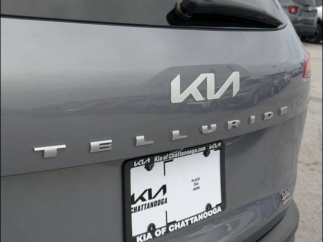 Used 2022 Kia Telluride EX w/ EX Premium Package image 19