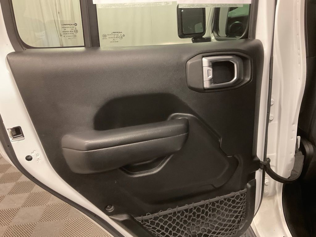 Used 2018 Jeep Wrangler Unlimited Sport S image 27