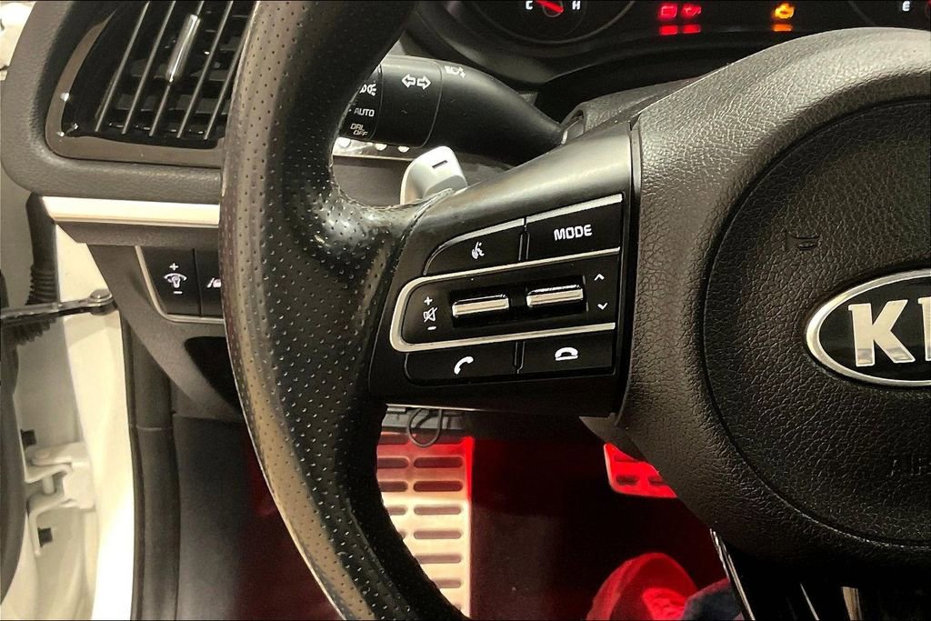 Used 2019 Kia Stinger GT1 image 18