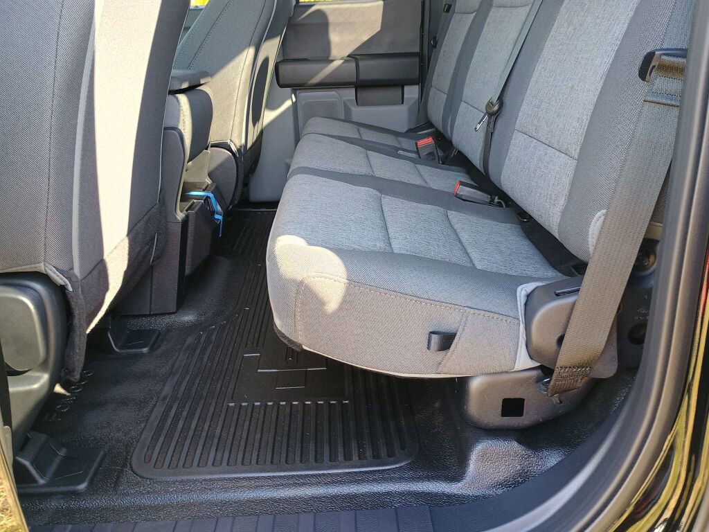 New 2026 Ford F250 XL w/ XL Chrome Package image 16