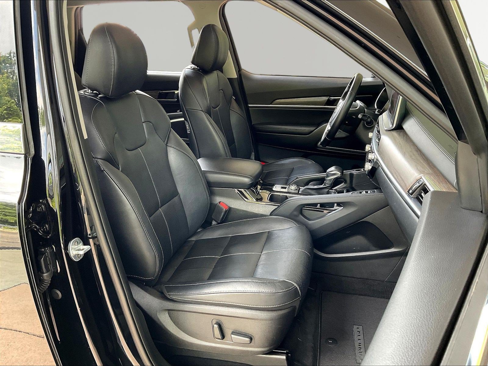 Used 2020 Kia Telluride EX w/ EX Premium Package FWD image 30