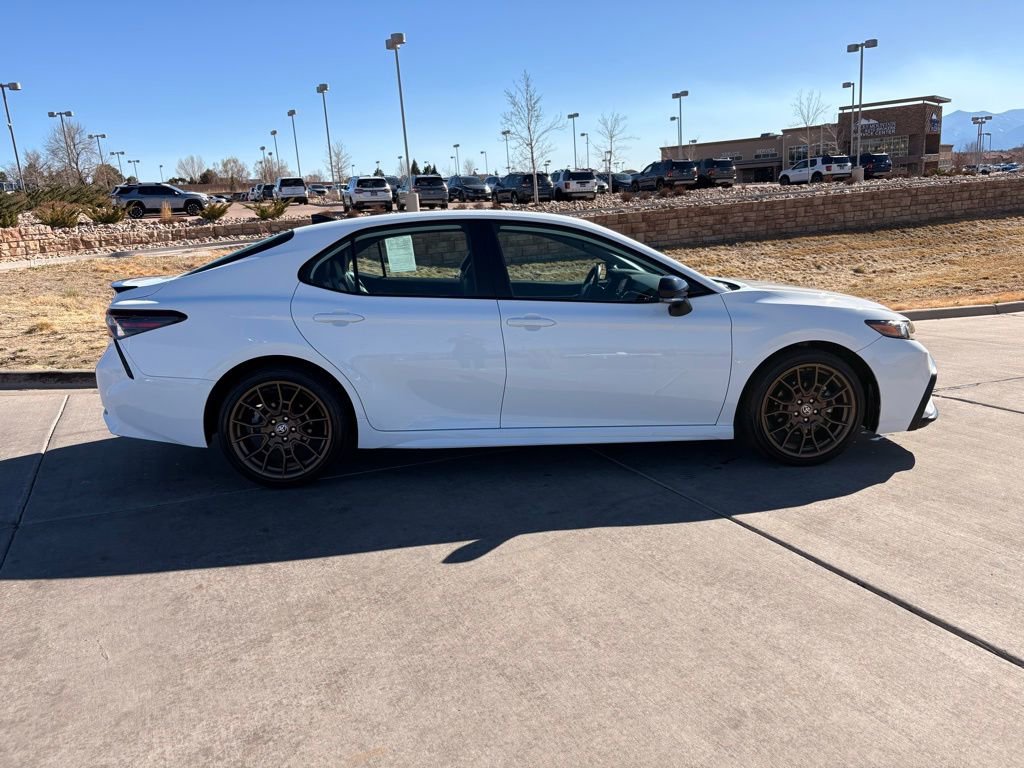 Used 2023 Toyota Camry SE image 9