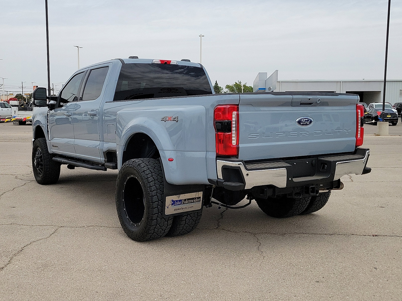 Used 2026 Ford F350 Lariat AWD/4WD image 3