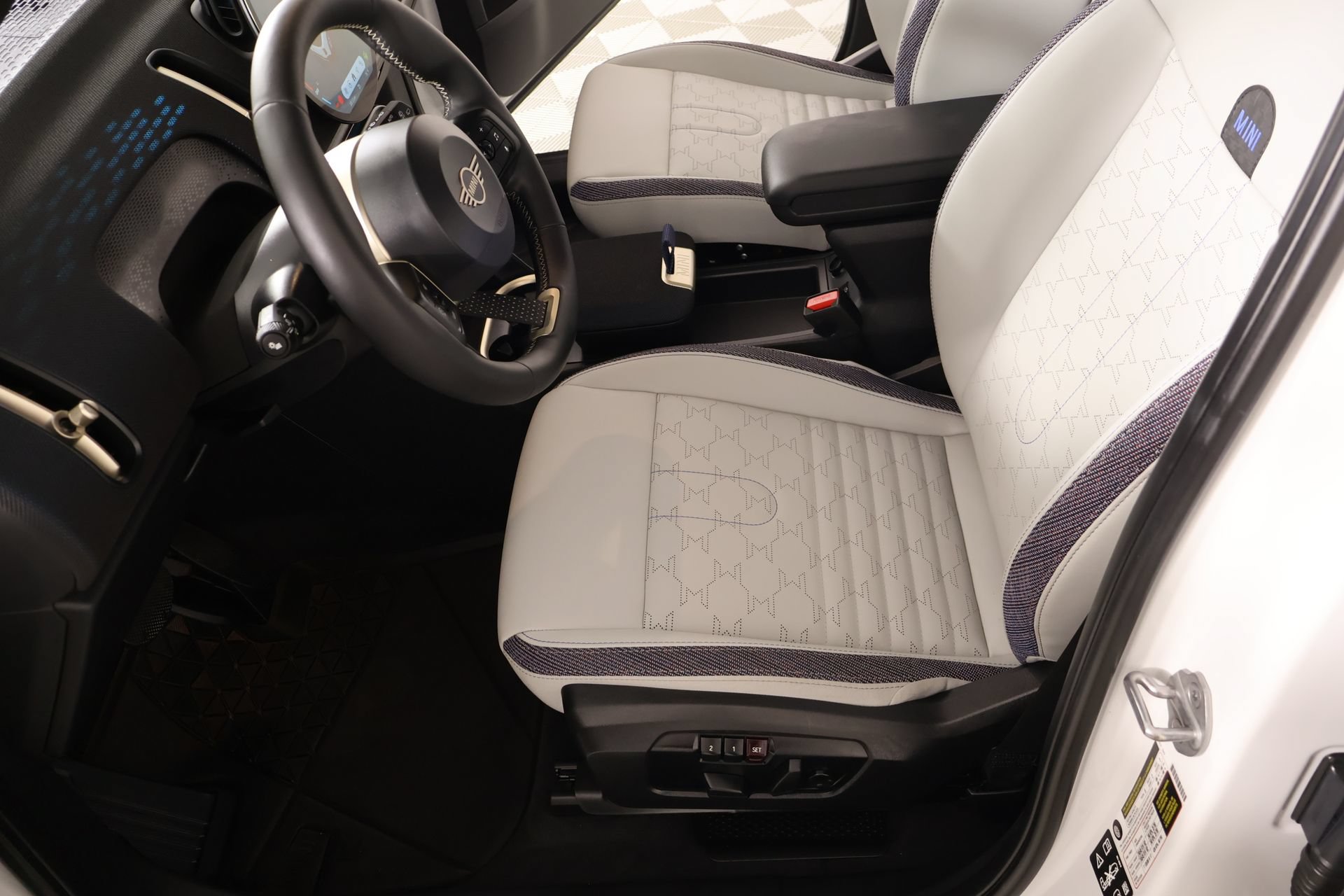Certified 2026 MINI Cooper Countryman S AWD/4WD image 10
