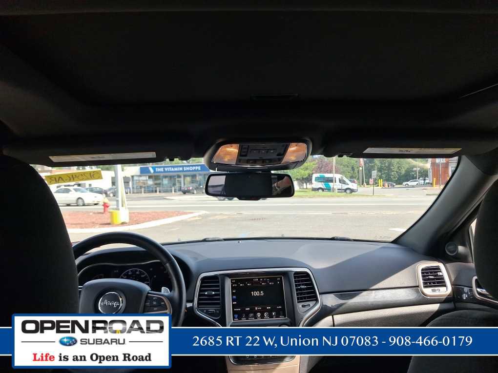 Used 2016 Jeep Grand Cherokee Laredo 75th Anniversary AWD/4WD image 20