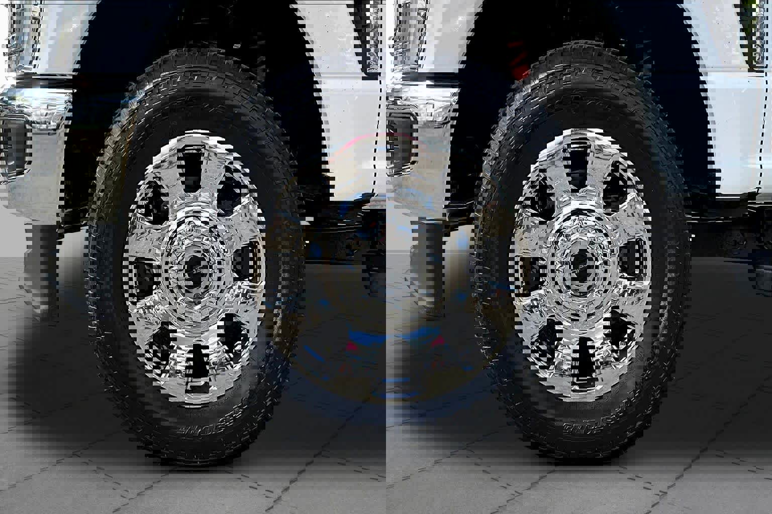 Certified 2026 Ford F250 Lariat w/ Chrome Package image 11