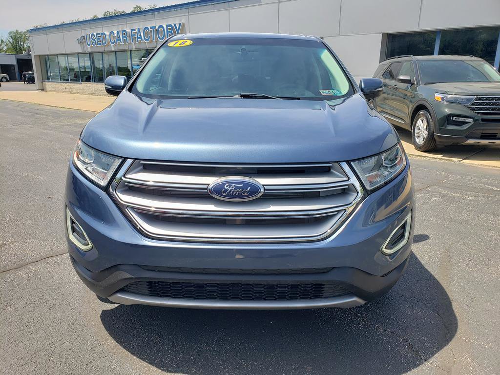 Used 2018 Ford Edge SEL AWD/4WD image 9