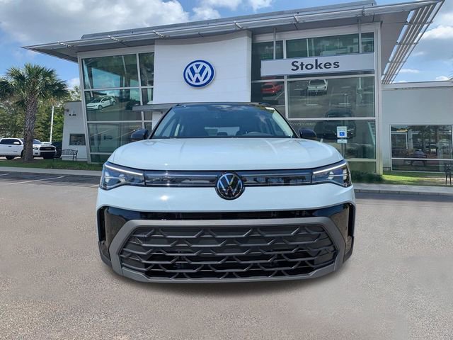 New 2026 Volkswagen Taos SE FWD image 9
