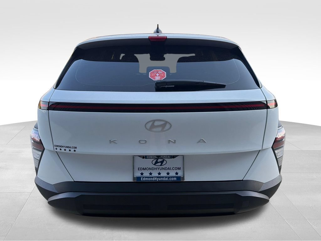 New 2026 Hyundai Kona SE FWD image 5