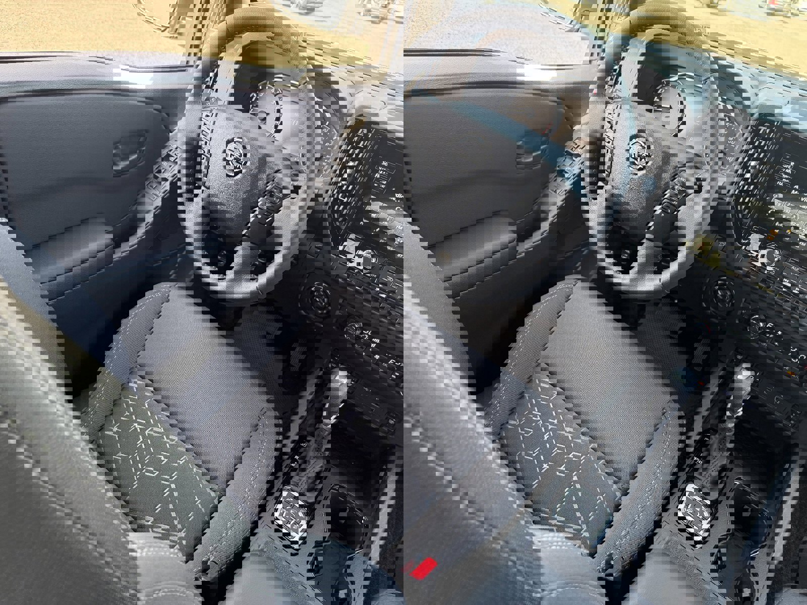 New 2026 Nissan Frontier SV w/ SV Convenience Package image 15