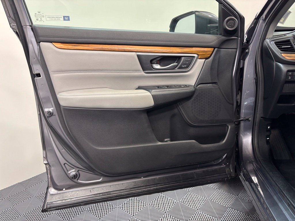 Certified 2017 Honda CR-V Touring image 31