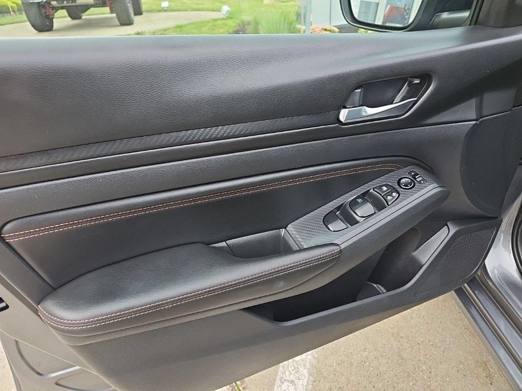 Used 2020 Nissan Altima 2.5 SR AWD/4WD image 20