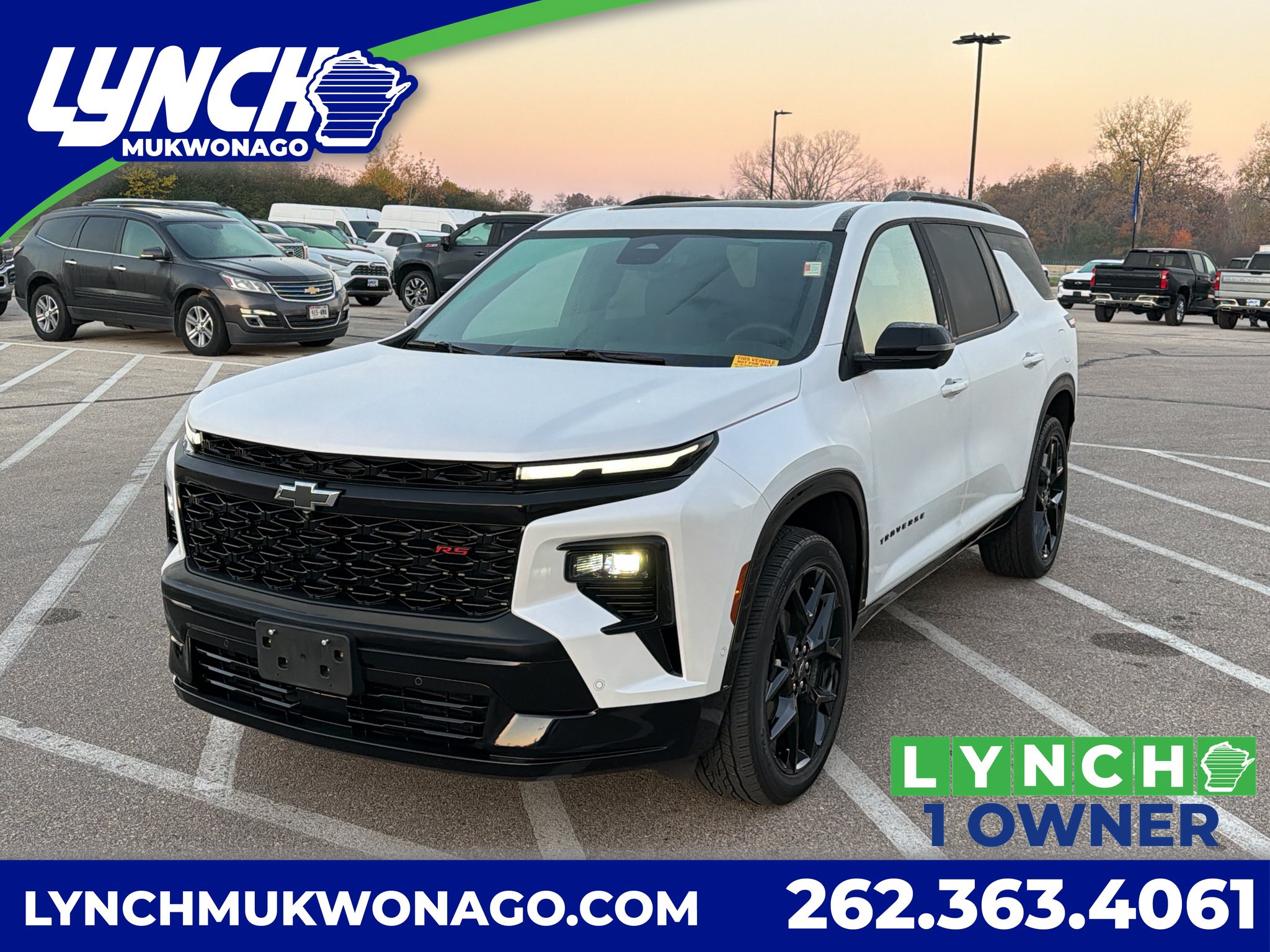 Used 2024 Chevrolet Traverse RS w/ LPO, Floor Liner Package AWD/4WD image 1