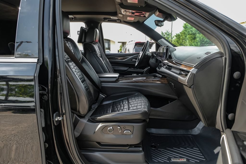Used 2021 Cadillac Escalade ESV Premium Luxury Platinum AWD/4WD image 40