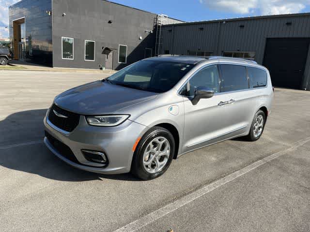Used 2021 Chrysler Pacifica Limited FWD image 5