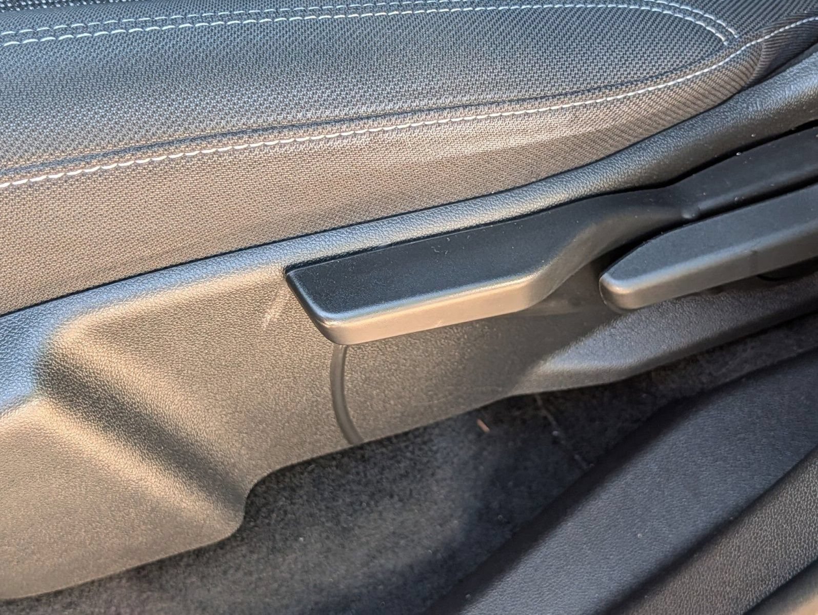 Used 2024 Chevrolet Traverse LS FWD image 17