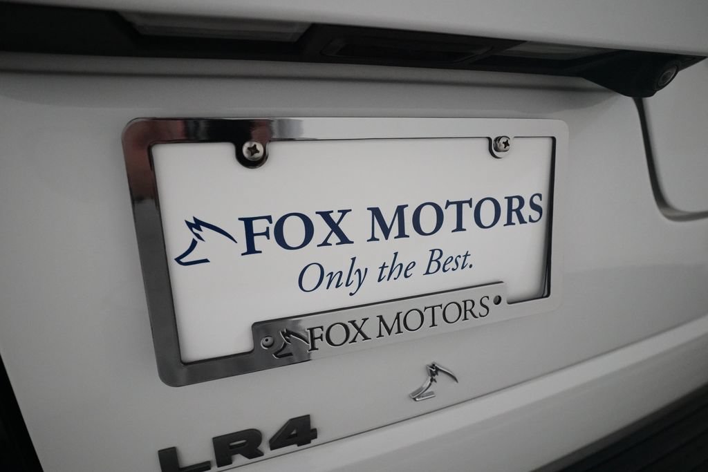 Used 2015 Land Rover LR4 HSE LUX AWD/4WD image 39