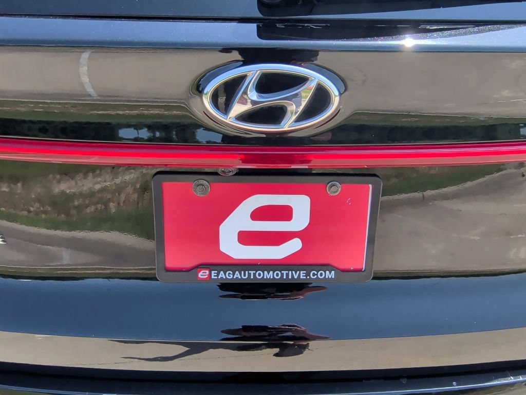Used 2023 Hyundai Santa Fe SEL w/ Cargo Package FWD image 39