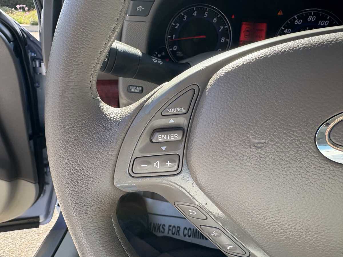 Used 2009 INFINITI G37 Sport w/ Premium Pkg image 21