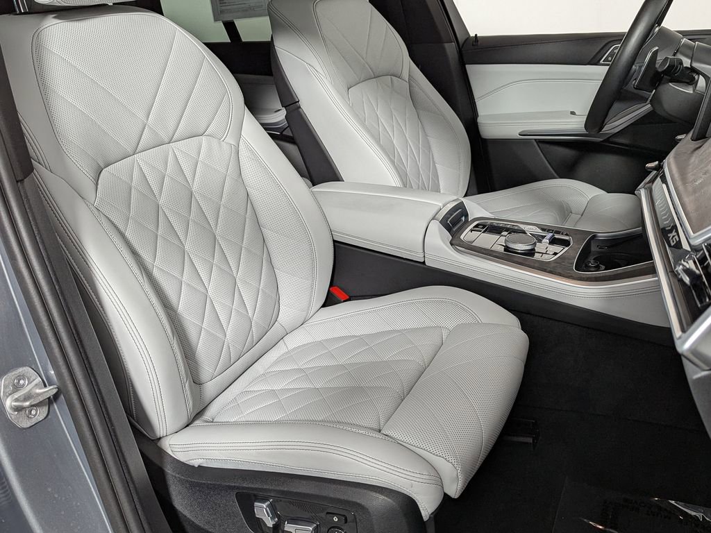Certified 2024 BMW X5 xDrive40i w/ M Sport Package image 30