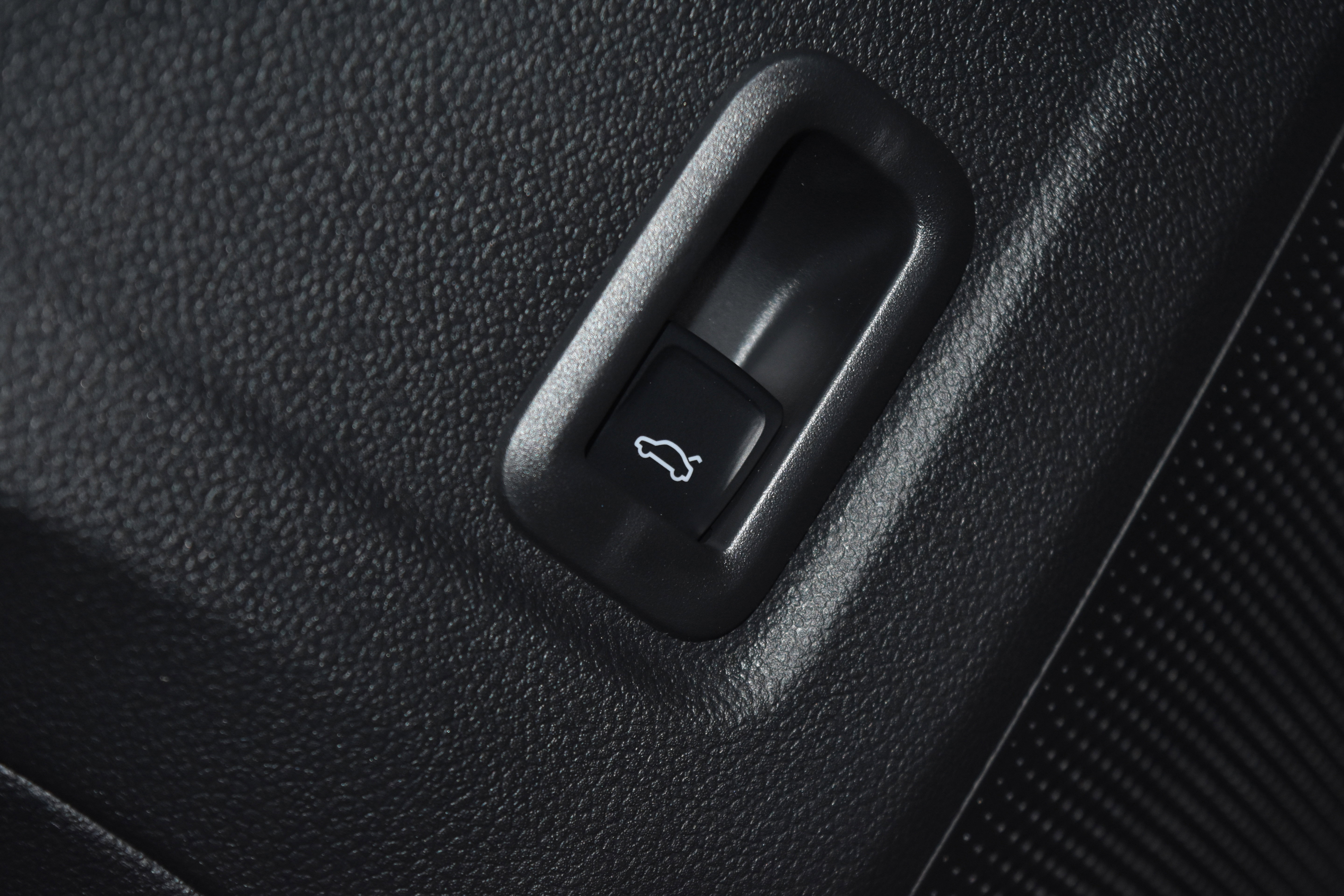 New 2026 Volkswagen Tiguan SE image 5