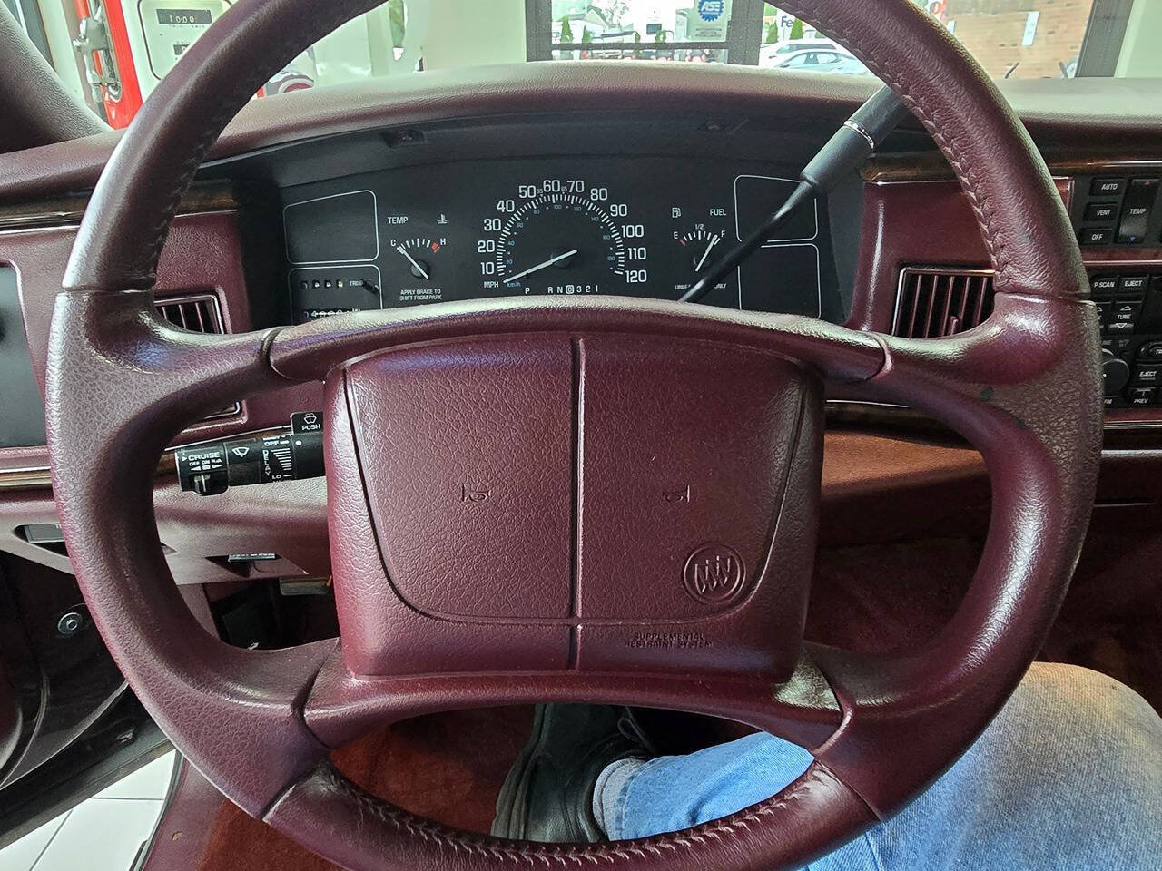 Used 1996 Buick Roadmaster Sedan RWD image 38