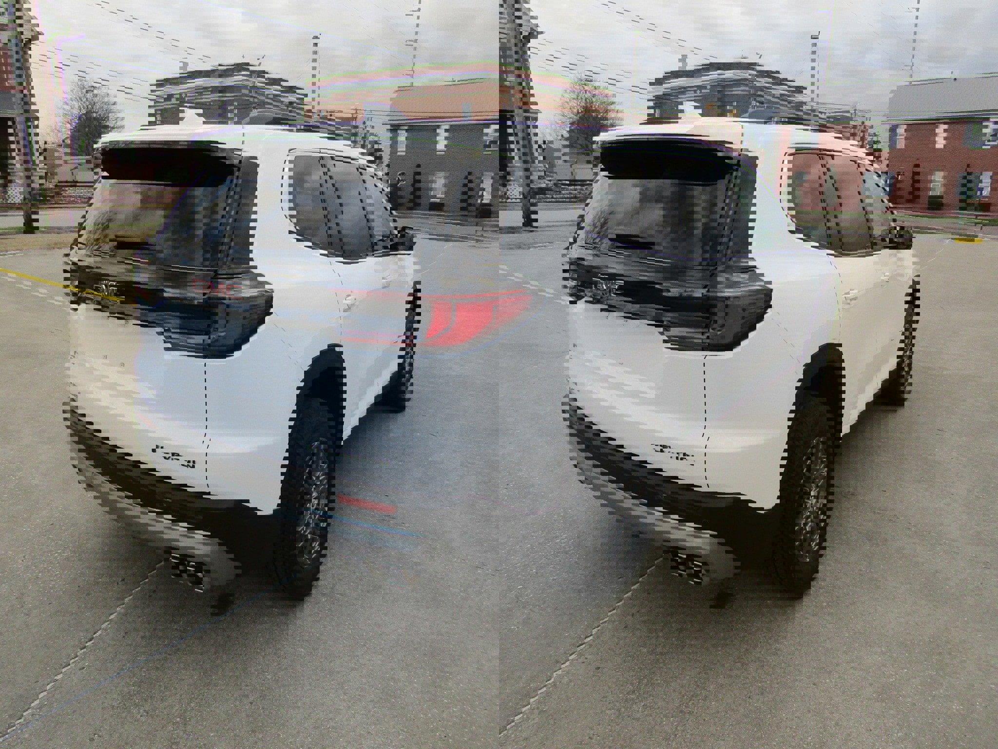 Used 2025 GMC Acadia Elevation image 3