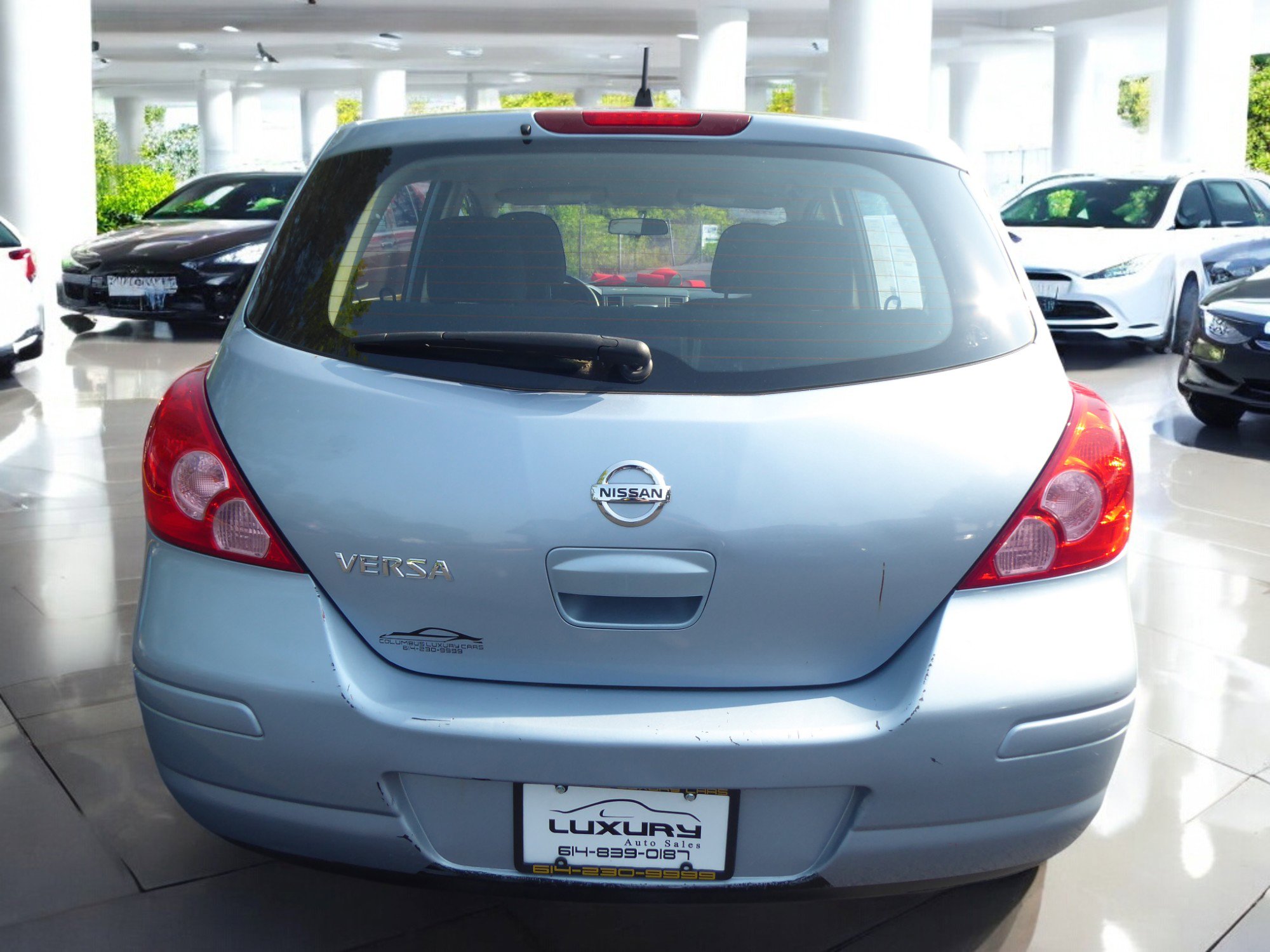Used 2011 Nissan Versa 1.8 S w/ Plus Pkg image 10