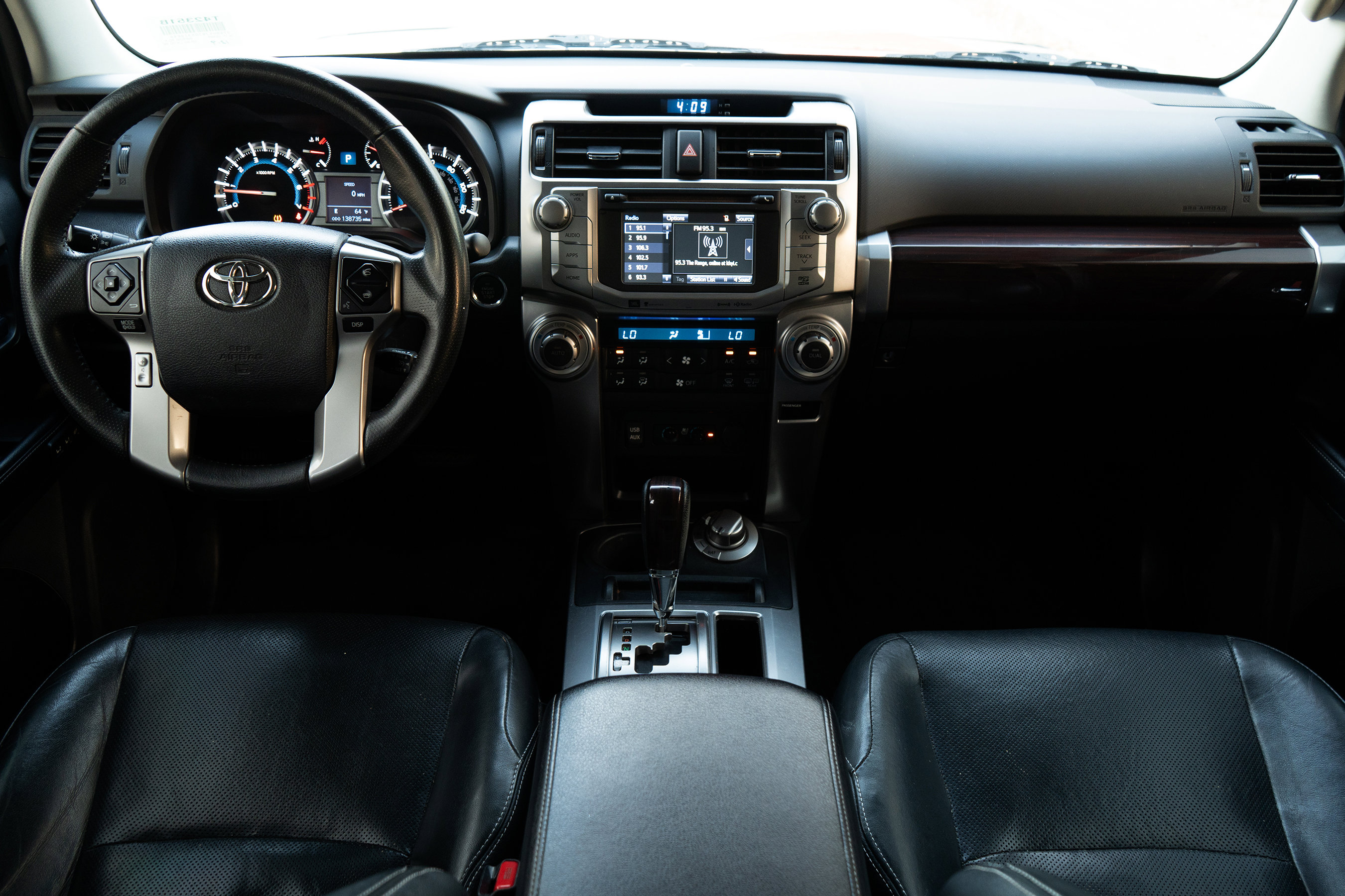 Used 2016 Toyota 4Runner Limited image 19