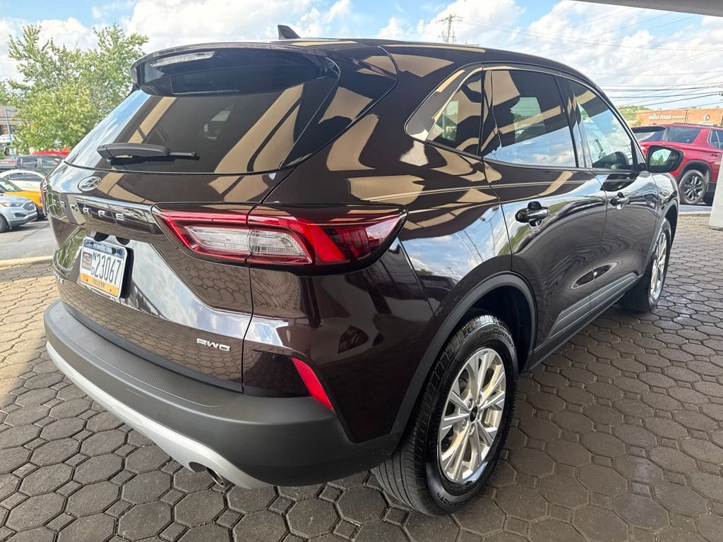 Used 2023 Ford Escape Active AWD/4WD image 6
